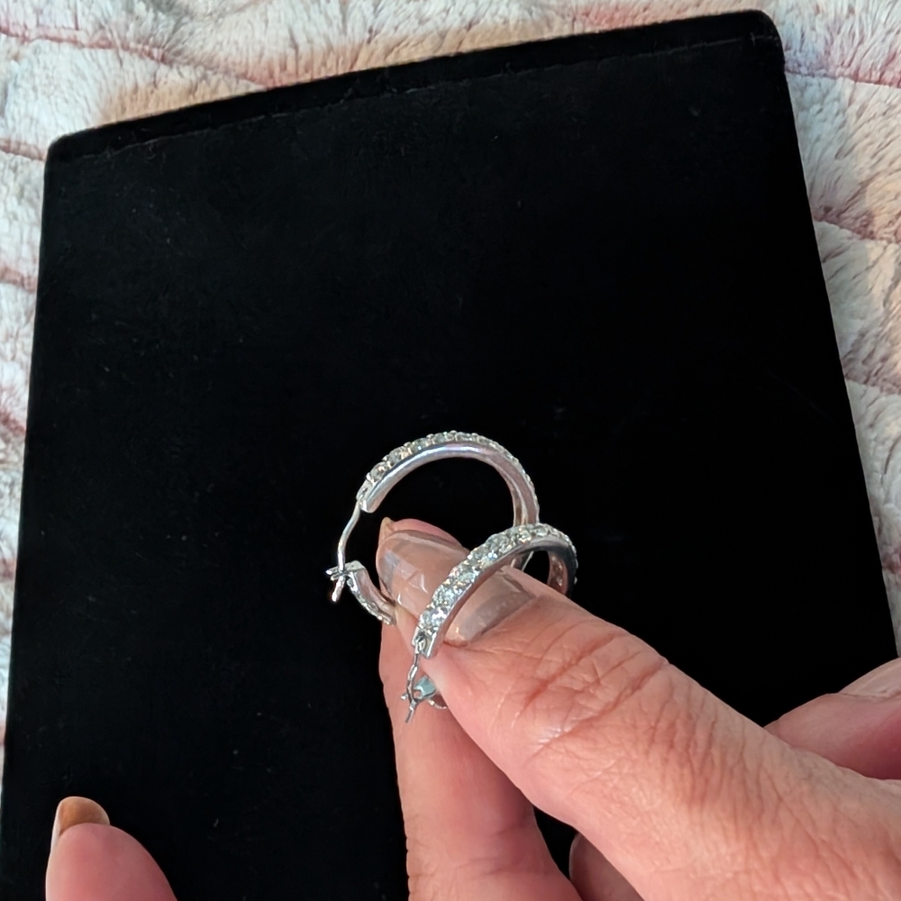 Never Worn 925 CZ Silver Hoops - Picture 7 of 10